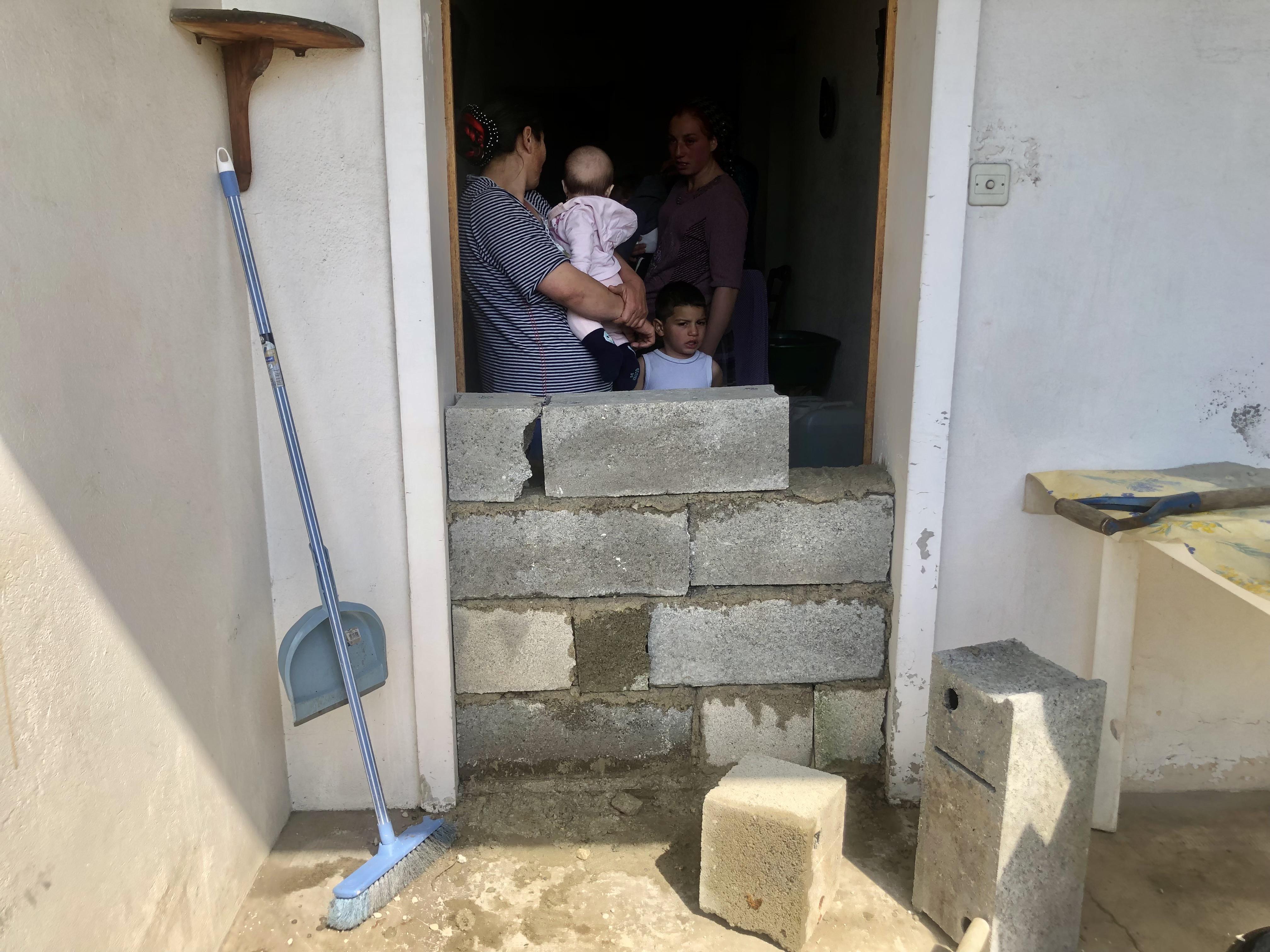 Annecy : sa maison est squattée par des Roms, il essaye de les expulser lui-même