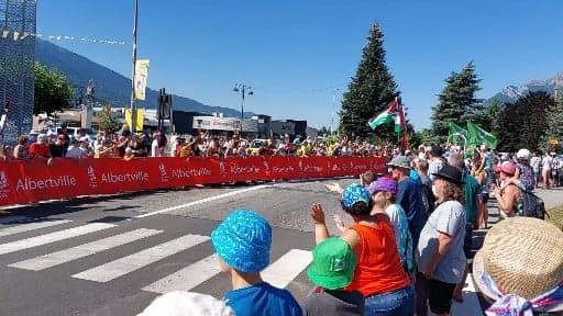 Albertville : la caravane du Tour de France une fois de plus très attendue