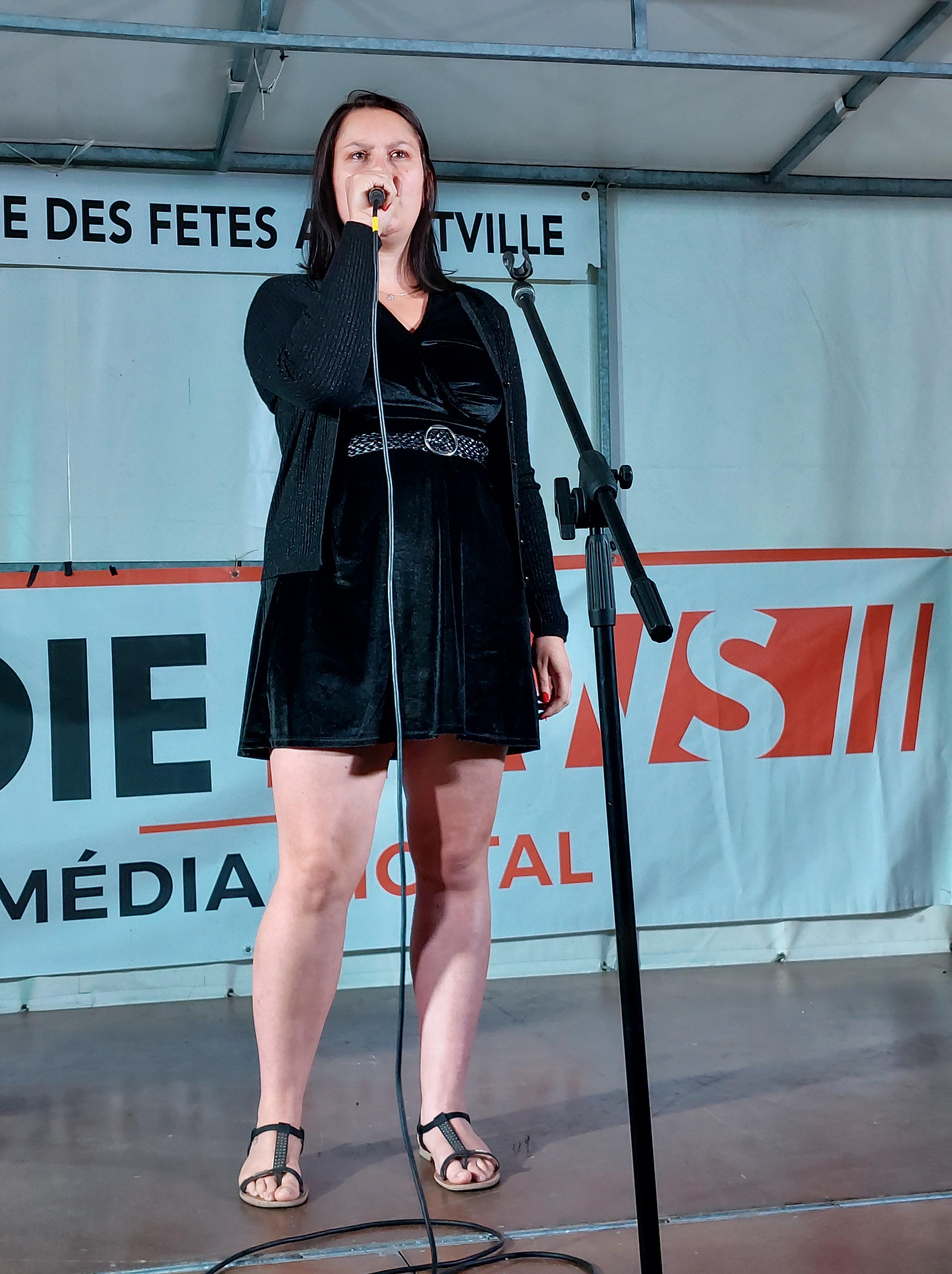 Albertville : la chanteuse bathiolaine Sarah Smith parmi les sélectionnés pour la finale des radio crochets