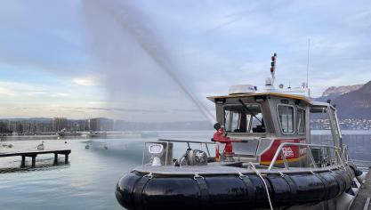 Le service départemental d’incendie et de secours de Haute-Savoie s’est doté d’un nouveau bateau de sauvetage.
