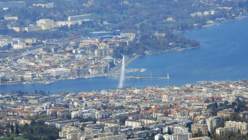 Lundi 16 décembre, un homme, qui avait tiré sur sa femme, a été abattu par la police à Genève, avenue industrielle, dans le quartier des Acacias, selon les informations de la Tribune de Genève.
