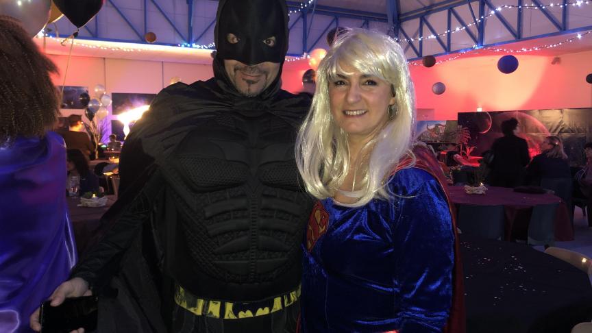Les adjoints Nabil Louaar alias Batman et Louiza Lounis en Superwoman.