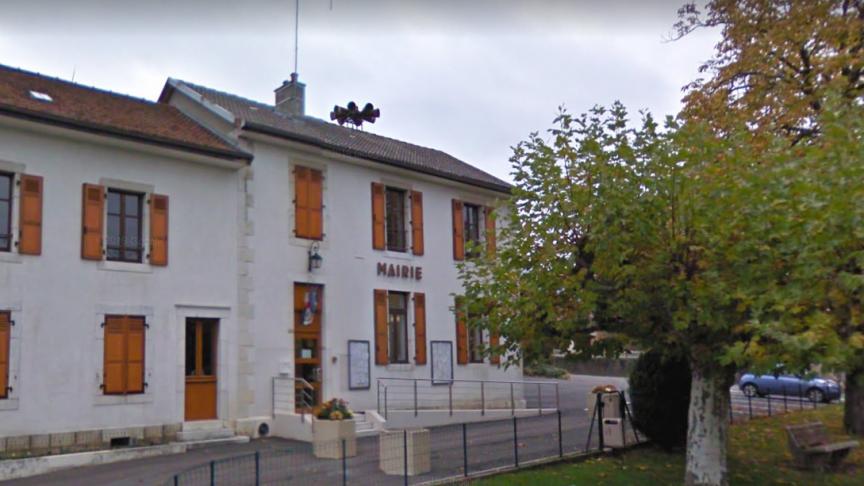 Saint-Jean-de-Gonville est composé de 1 787 habitants au recensement 2017.