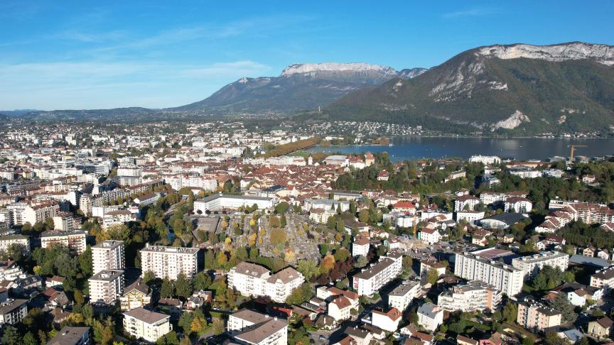 Annecy reste l’un des bassins de vie les plus chers du territoire en 2021.