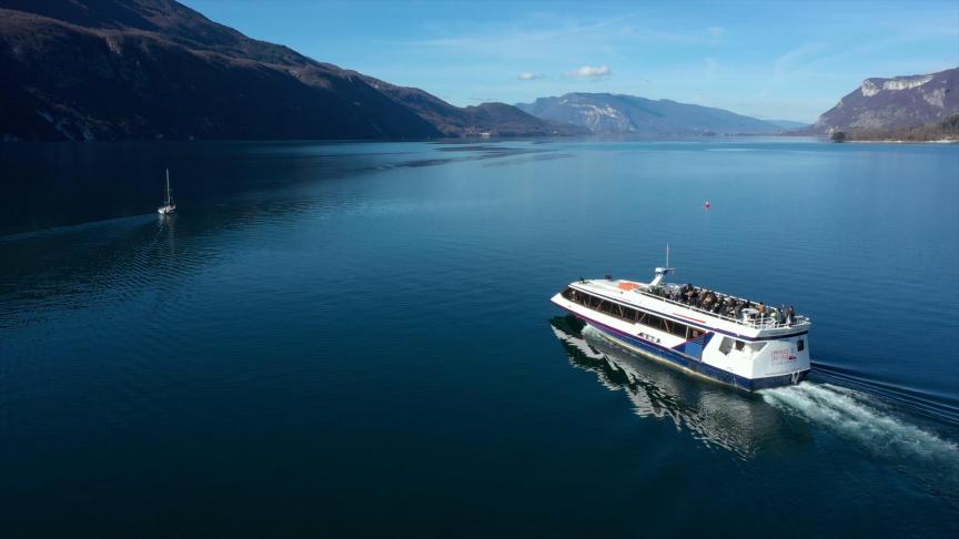 L’Hydra Aix, sur le lac du Bourget, est le premier bateau de toute la flotte en cours d’électrification.