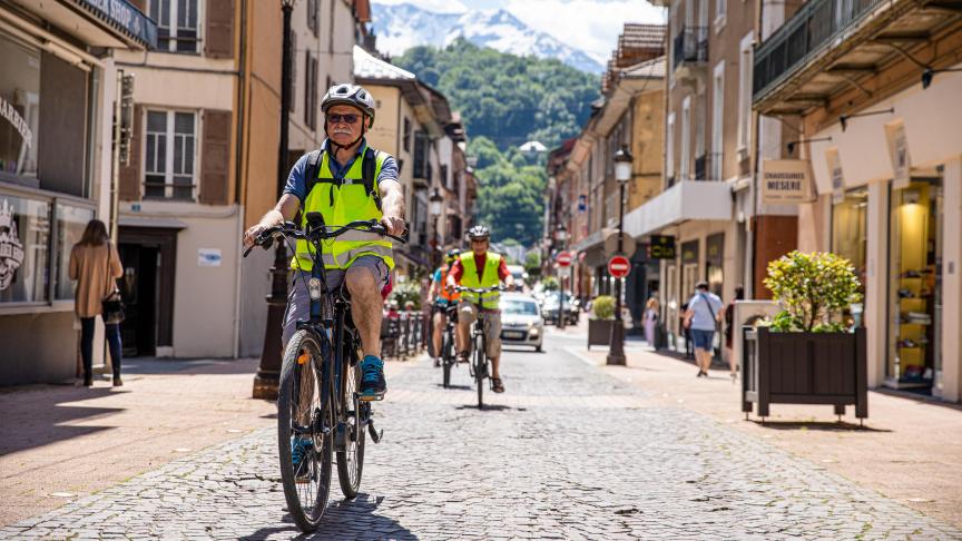 Les ateliers vélo gratuits, proposés par l’agence Ecomobilité, sont ouverts à tout résident du territoire Arlysère âgé de 60 ans et plus.