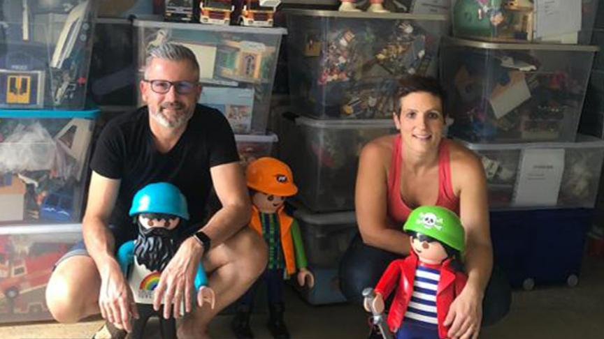 Bastien et Pauline Fertille ont rassemblé leur collection respective puis ont continué à la compléter au fil des années, tout en transmettant leur passion à leurs 2 enfants.
