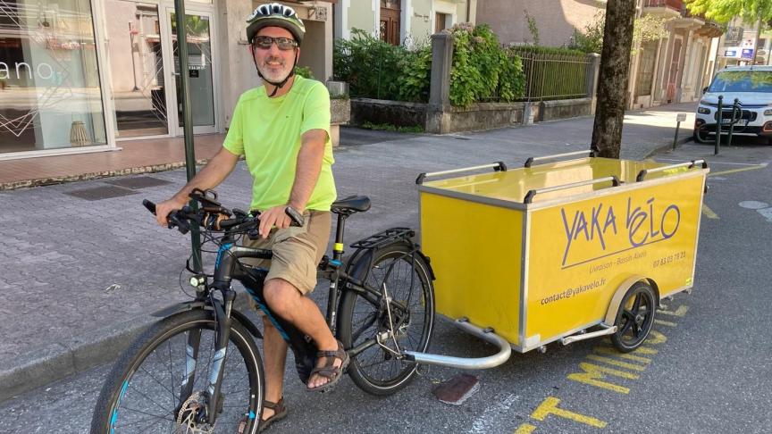Stéphane Champavert propose des livraisons à vélo avec son «yaka’Vélo» sur tout le bassin Aixois.