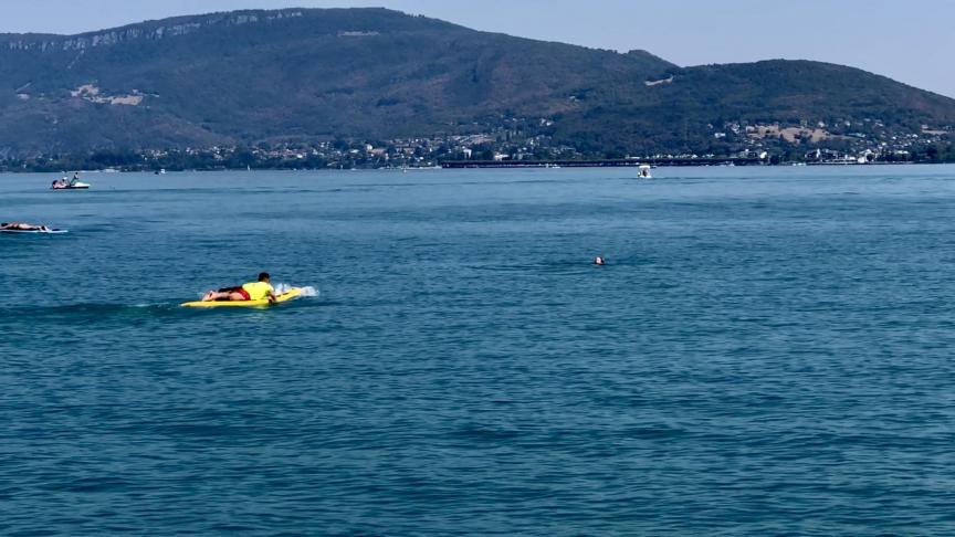 En Savoie, les sauveteurs utilisent depuis trois ans les rescue board, des paddle configurés pour le sauvetage.