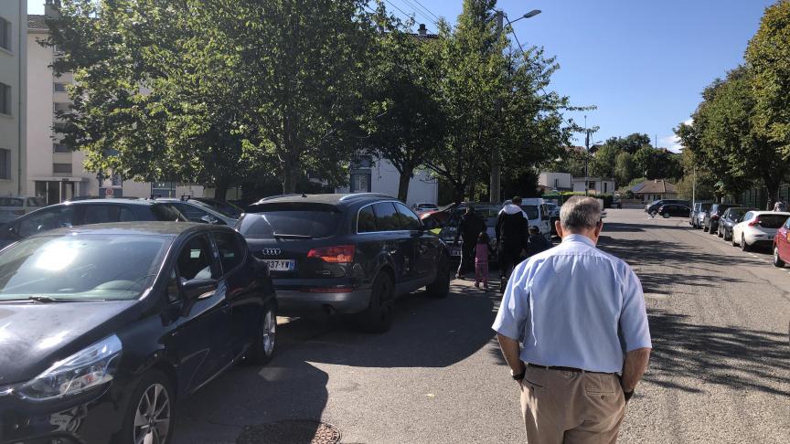 Déjà handicapé, le retraité souffre de la hanche depuis son agression.