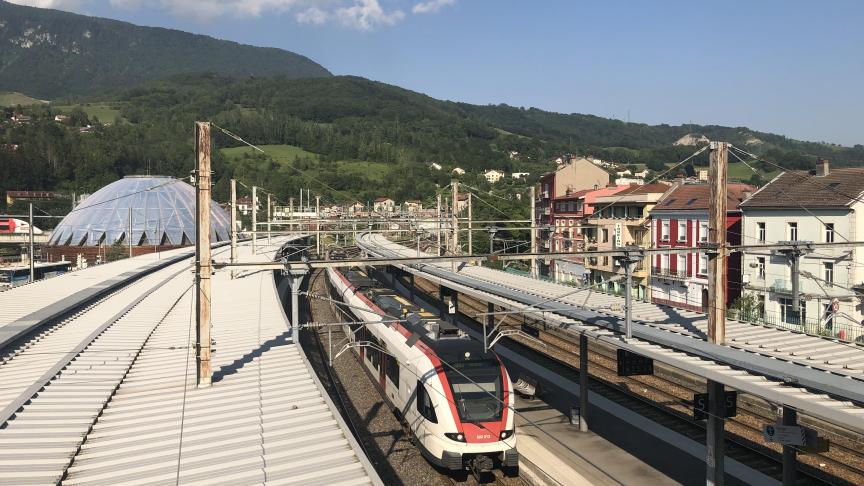 Actuellement, 23 allers-retours ferroviaires sont assurés quotidiennement entre Bellegarde et Genève.