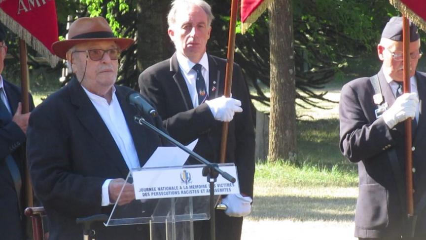 Chaque année, Jean-Bernard Lemmel rendait hommage aux Justes dans la clairière de la forêt de Ripaille. Il participait aussi à la journée nationale à la mémoire des victimes de persécutions racistes et antisémites.