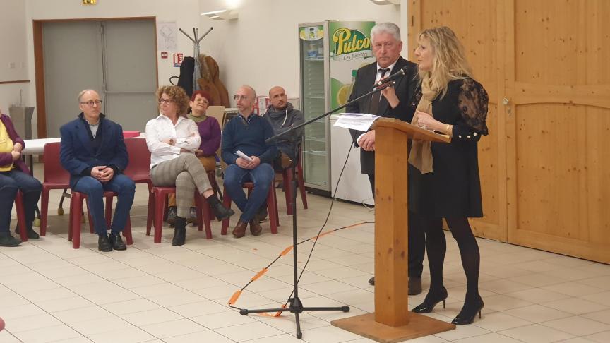 L’équipe municipale envisagent des projets pour la commune.