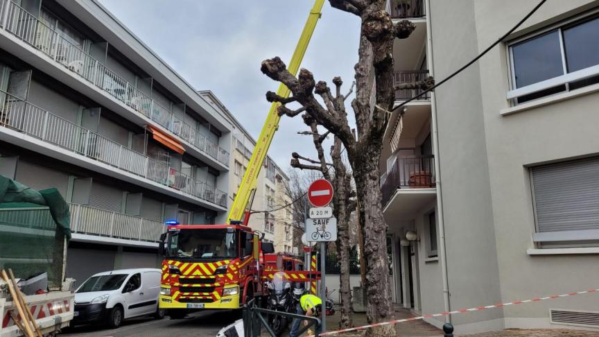 Ce lundi 6 février, un feu s’est déclaré dans un immeuble à Aix-les-Bains.