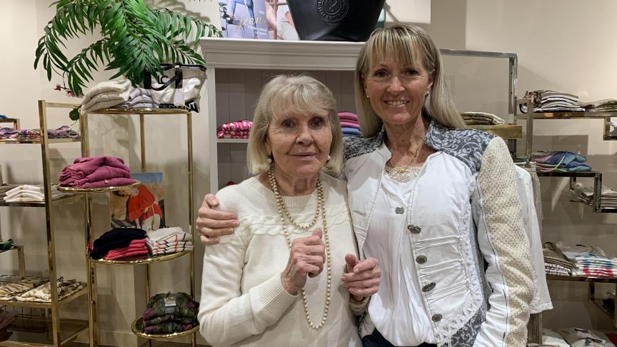 Éliane Arnau et Corinne Ratel tiennent la boutique Coriel, depuis de nombreuses décennies.