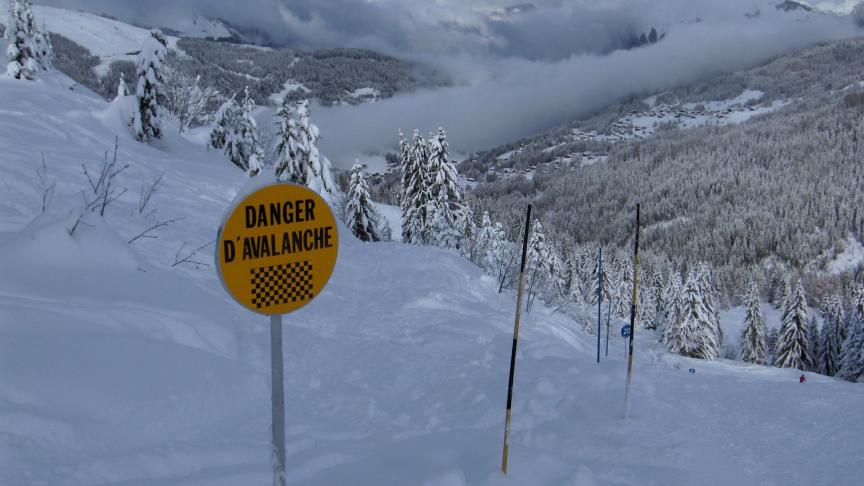 Un « fort risque d’avalanche » est prévu ce week-end sur tous les massifs de Haute-Savoie.