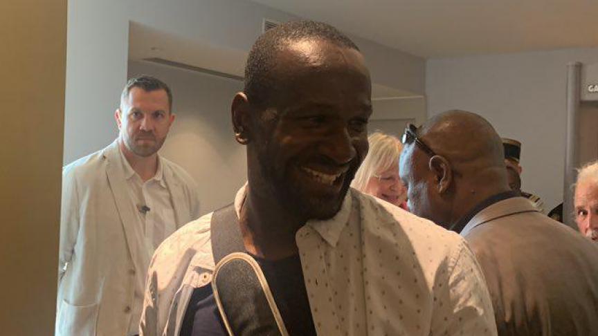 Olivier Dubois est arrivé au Niger ce lundi 20 mars, après 23 mois de captivité.
