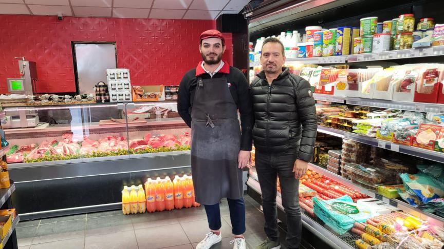 Zakariya et Ben Tahri, ainsi que Bekir Dag, travaillent dans des boucheries halal d’Annecy.