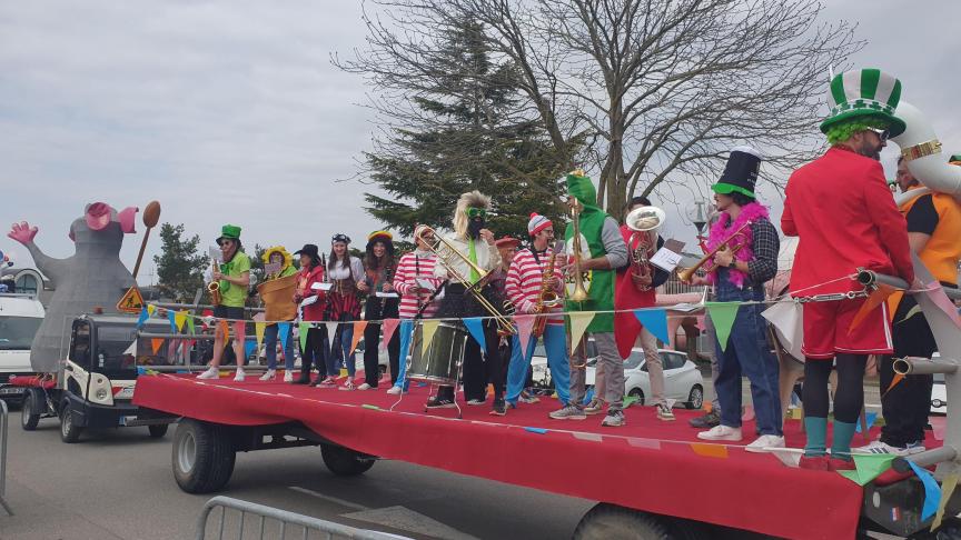 Plusieurs associations vont mettre une ambiance folle au carnaval de Douvaine dimanche 26 mars.