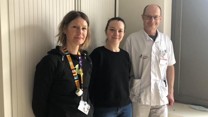 Aline Tallendier, Mathilde Guenier et Philippe Romand (de g. à dr.) font partie de l’équipe de l’école de l’asthme, programme thérapeutique monté en 2019, au Chal.