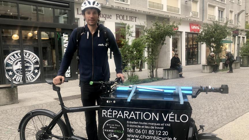 Chambéry : au guidon de son biporteur, il vient à domicile réparer votre  vélo - L'Essor Savoyard