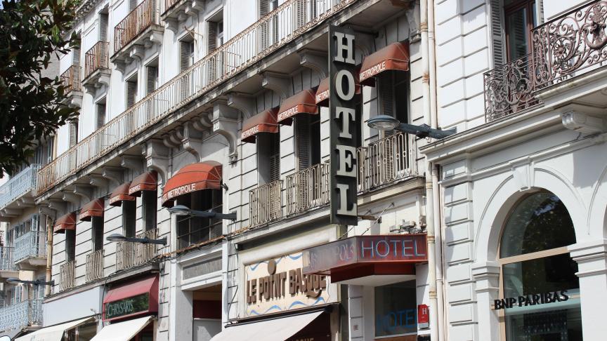 Pour l’année 2022,«de nouvelles difficultés que l’on ne rencontrait pas ou moins avant», ont terni le bilan de l’hôtellerie aixoise, selon Christian Galice, président de l’association des hôteliers.