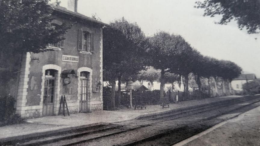 La gare de Saint-Jean-de-Gonville.