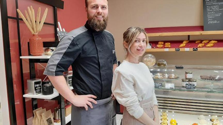 Patrick Villard et Céline Guigonnat s’occupent de cette pâtisserie villamagnaine.
