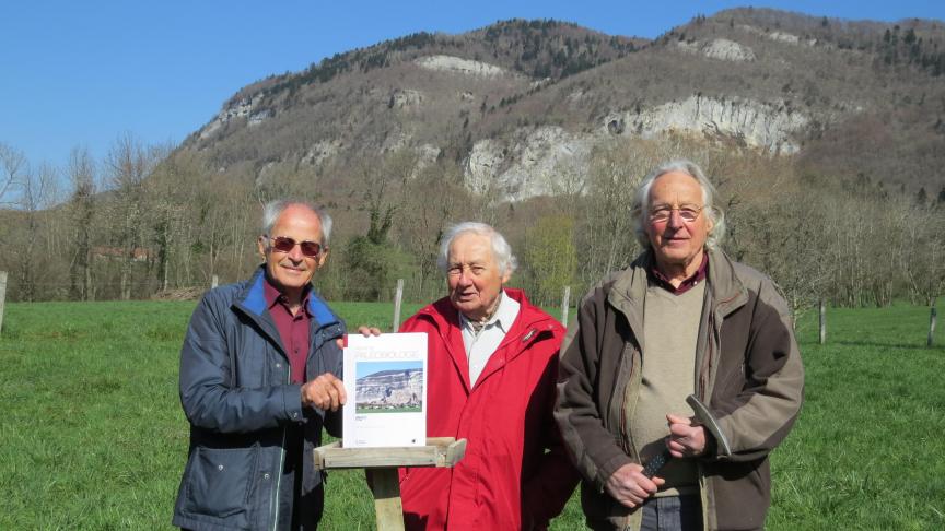 Les scientifiques présentent le numéro de la Revue du Muséum de Genève qui accompagne la publication de la nouvelle carte géologique du Salève.