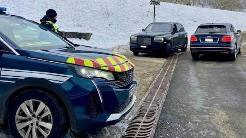 Dimanche 14 janvier, le PMO de Saint-Julien a intercepté une Rolls Royce à 164 km/h du côté de Copponex.