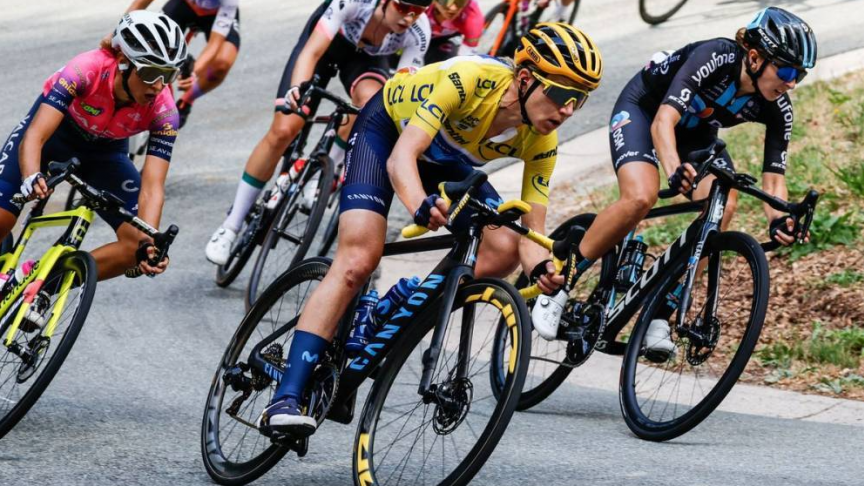 Femme cycliste française clearance