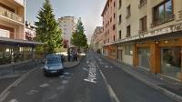 L’accident s’est produit sur l’avenue d’Aléry au niveau d’un arrêt de bus.