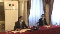 Le préfet de la Savoie Pascal Bolot et le directeur de la délégation départementale de l’ARS en Savoie, Loïc Mollet.