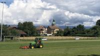 Chens-sur-Léman compte à la fois des infrastructures françaises (comme ici) et suisses au tennis et au rugby.