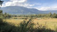 Roselières, prairies et étangs se succèdent. Des points d’observation ont été aménagés avec des informations sur la faune et la flore environnante.