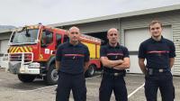 De gauche à droite, les sergents Mickaël Pasquier, Michaël Roubaud, et le 1ère classe volontaire, Evan Asperti, pompiers au centre d’incendie et de secours de Valserhône.