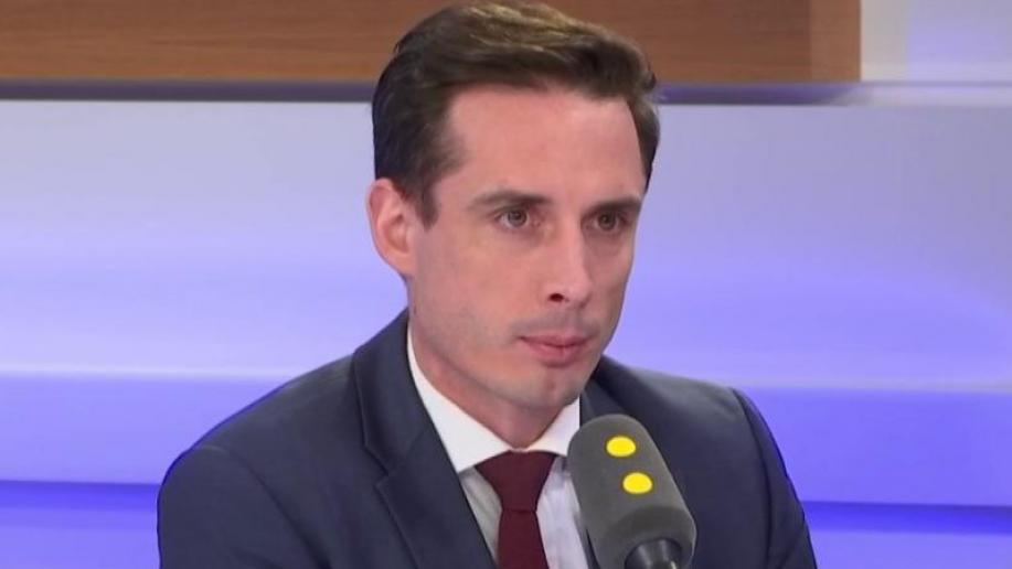 Jean-Baptiste Djebbari a conseillé aux Français, mardi 7 avril, d’attendre pour réserver leurs vacances d’été.